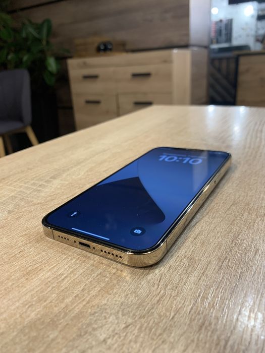 Iphone 12 Pro Max 256gb. Neverlock. Хороший стан. Обмін!