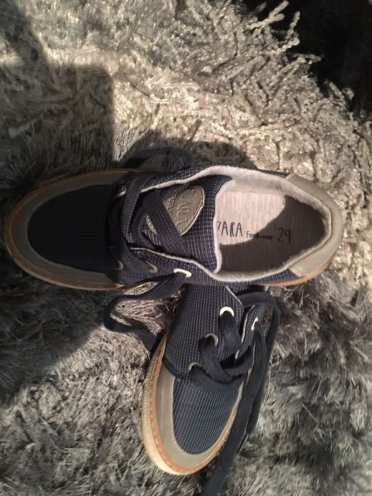 2 Pares sapatilhas