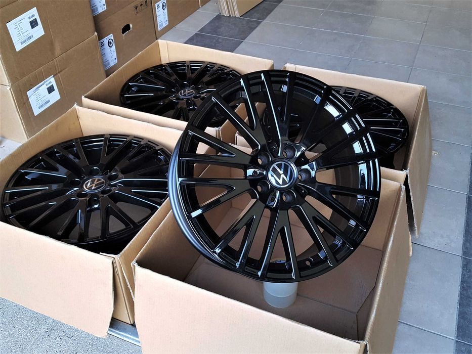 Alufelgi 18 5x112 VW Golf Passat Touran Caddy Jetta T-Roc Czarne 276#