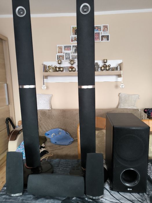 Głośniki i subwoofer  LG.