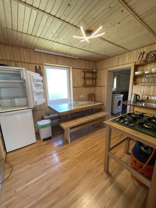 Оренда будинку/котедж довгостроково, подобово