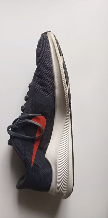 Кросовки Nike спортивні