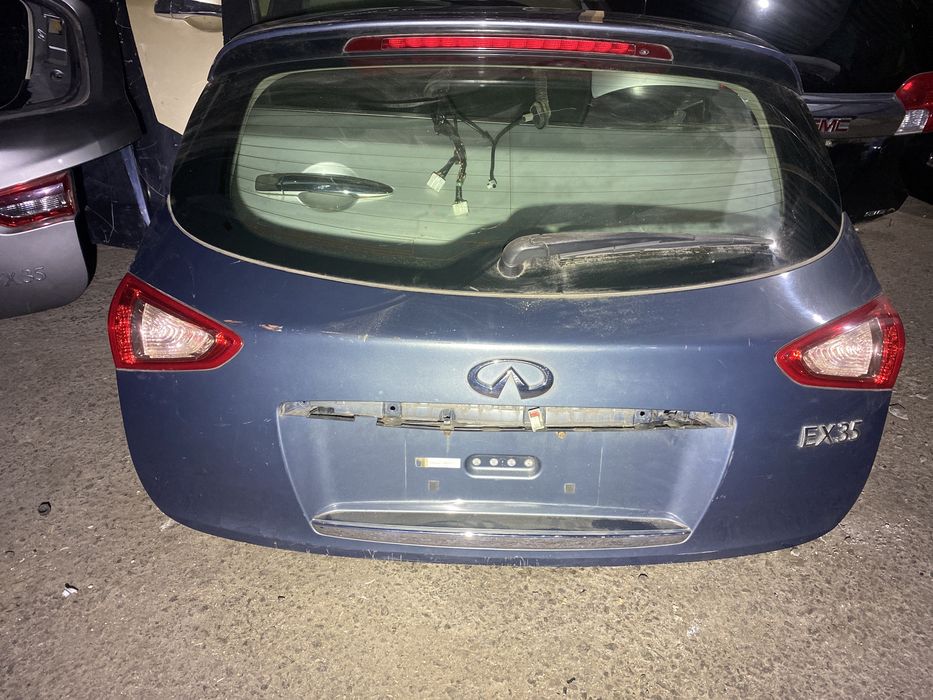 Крышка багажника Infiniti EX35
