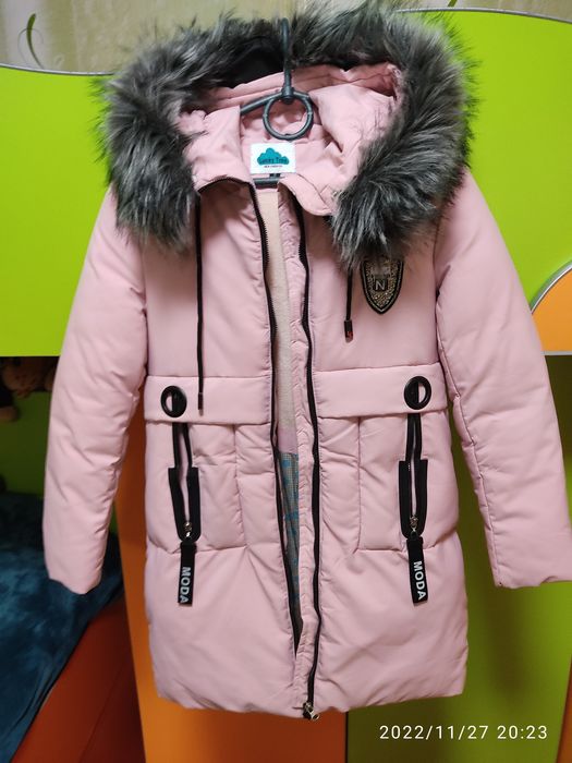 Дитяче тепле  пальто на дівчину 146розмір