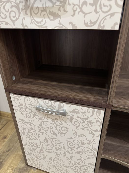 Продам передпокій  в доброму стані