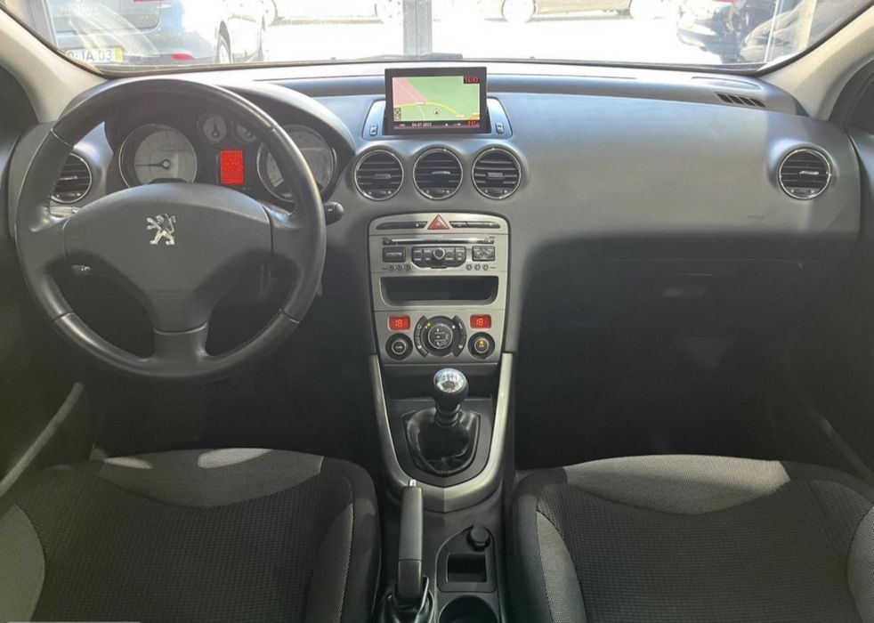 Peugeot 308 HDi 1.6 Navteq — photo 2