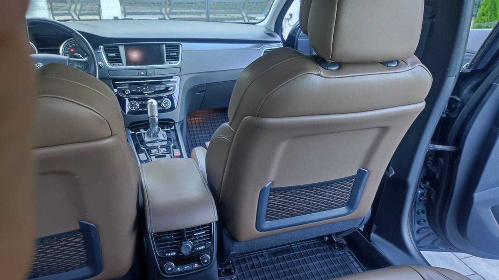 Peugeot 508 sedan