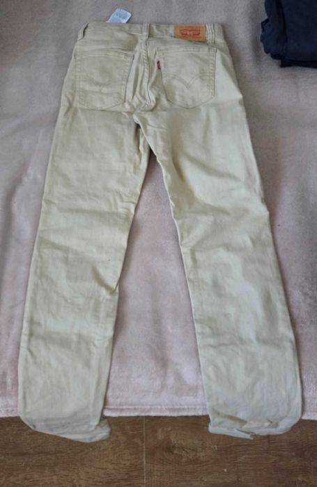 Spodnie Levis i Armani roz 164