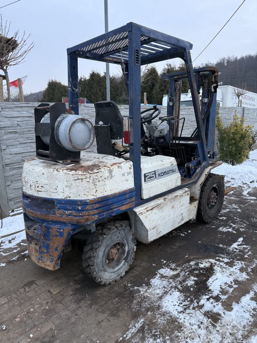 Wozek widłowy Komatsu FG25 duplex 4 sekcje