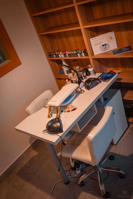 Wynajmę gabinet / stanowisko kosmetyczne – paznokcie, rzęsy, makijaż