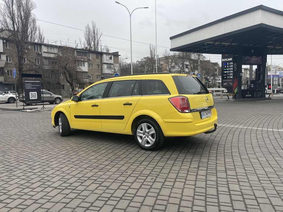 Opel Astra 2010 дизель