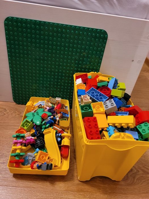 Duży zestaw Lego Duplo podkładka pociąg farma ciągnik straż karetka