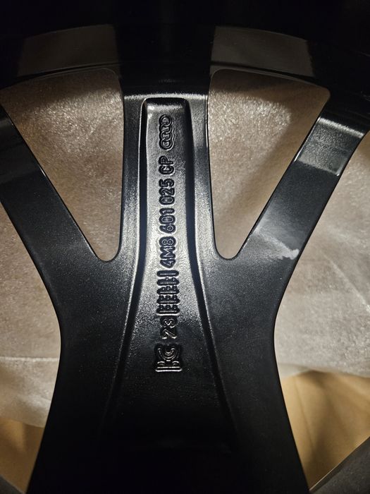 Felga oryginał Audi OE Q8 SQ8 RSQ8 10.0" x 22" 5x112 ET 21 4M8 nowa