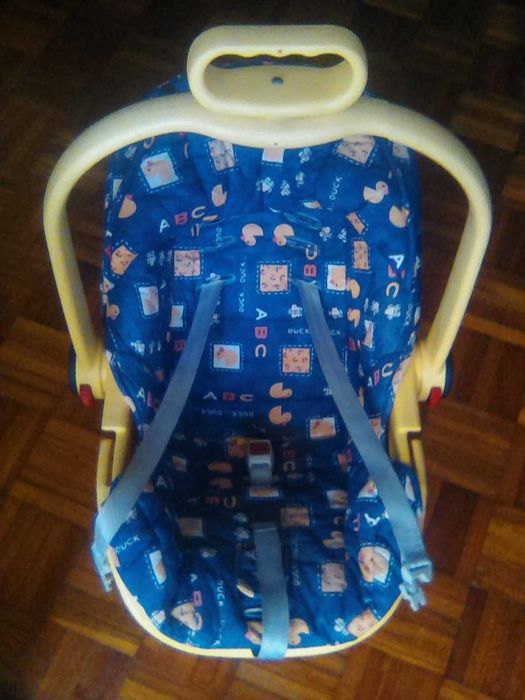 Cadeira de Bebe Auto "CHICO" (até 13 Kg) - Excelente estado
