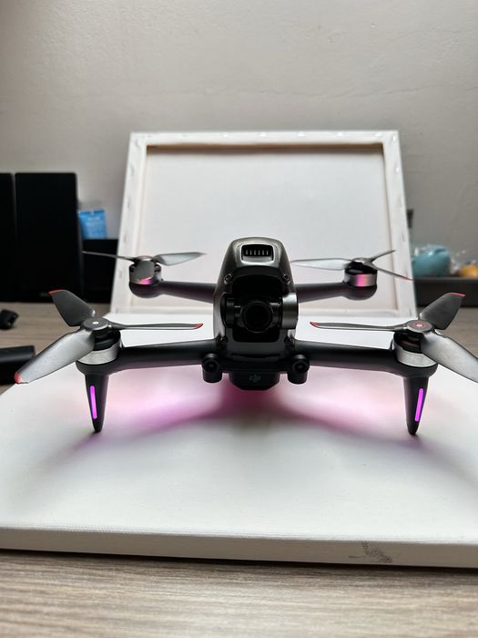 DJI FPV - Dron bardzo malo uzytkowany
