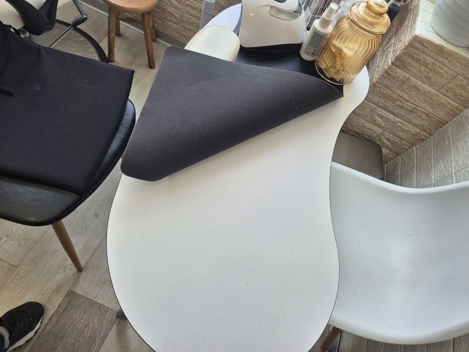 Mesa de manicure portátil