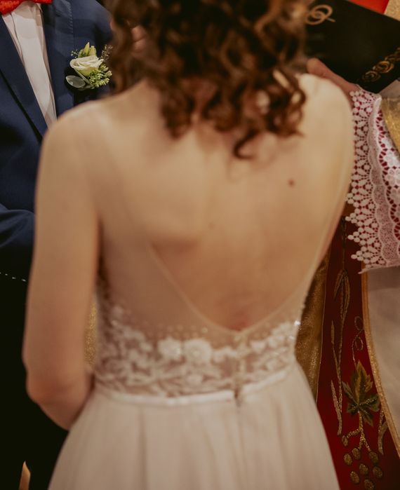 Suknia ślubna brzoskwiniowa