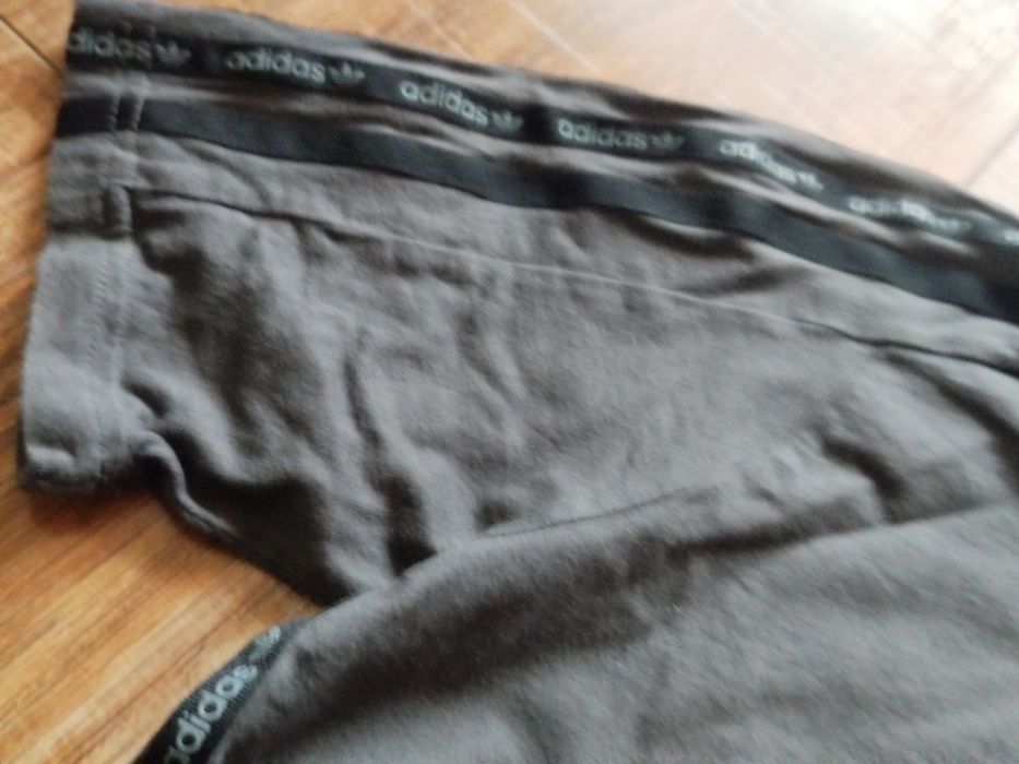 Футболка- Adidas колір сірий