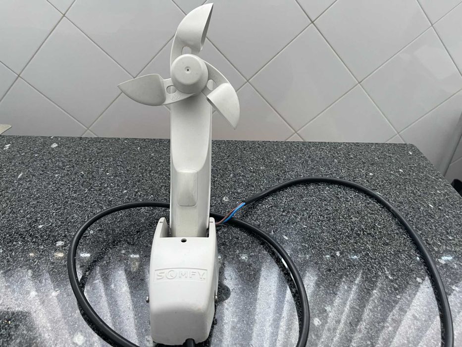 Sensor de Vento Somfy eolis RTS (2)