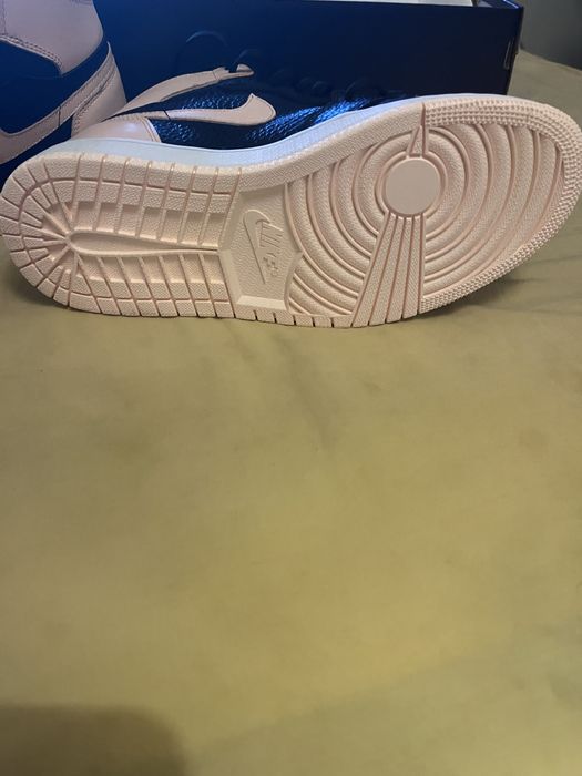 Air jordan 1 Crimson Tint