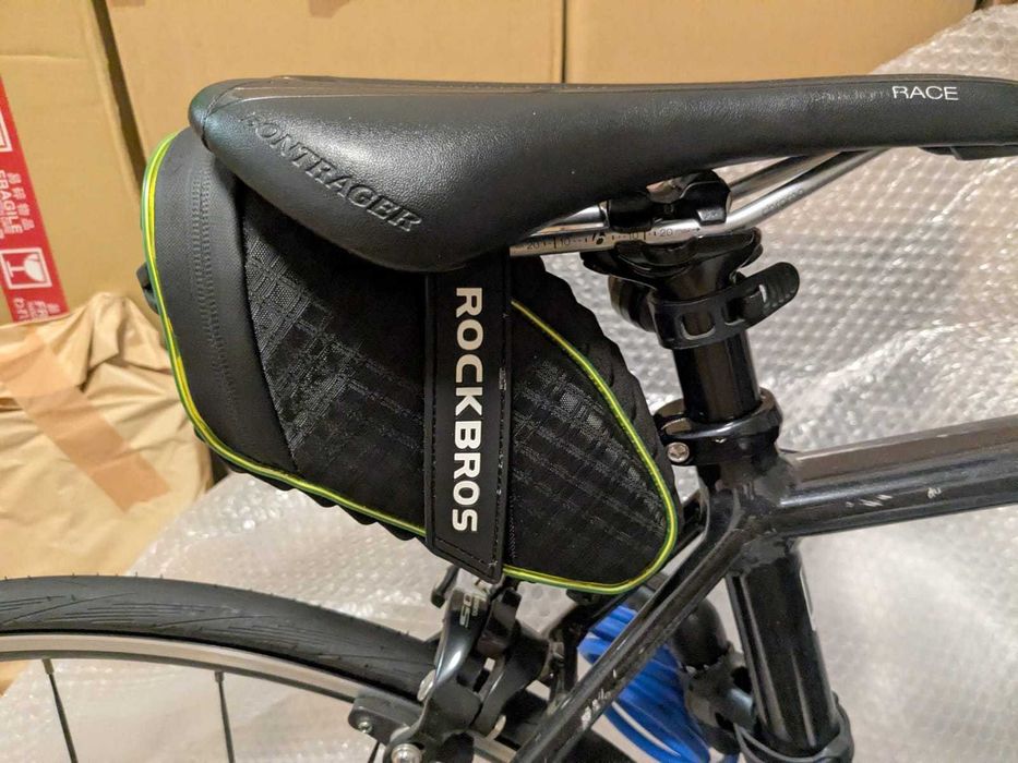 Bicicleta de estrada Trek Émonda ALR Shimano 105 com acessórios