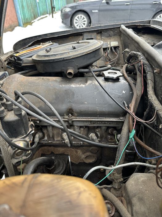 Продам ВАЗ 2106 на зимній резині з акумом