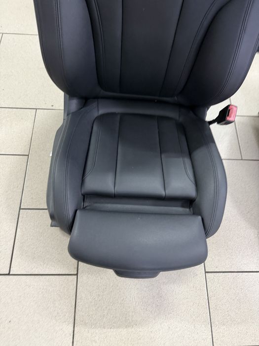 BMW 3 G20 сидіння салон з підігрівом бмв 3 г20