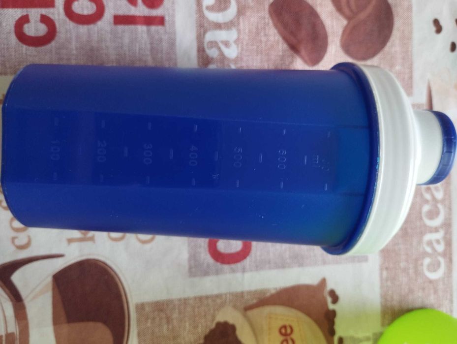 3 copos 700 ml com tampa