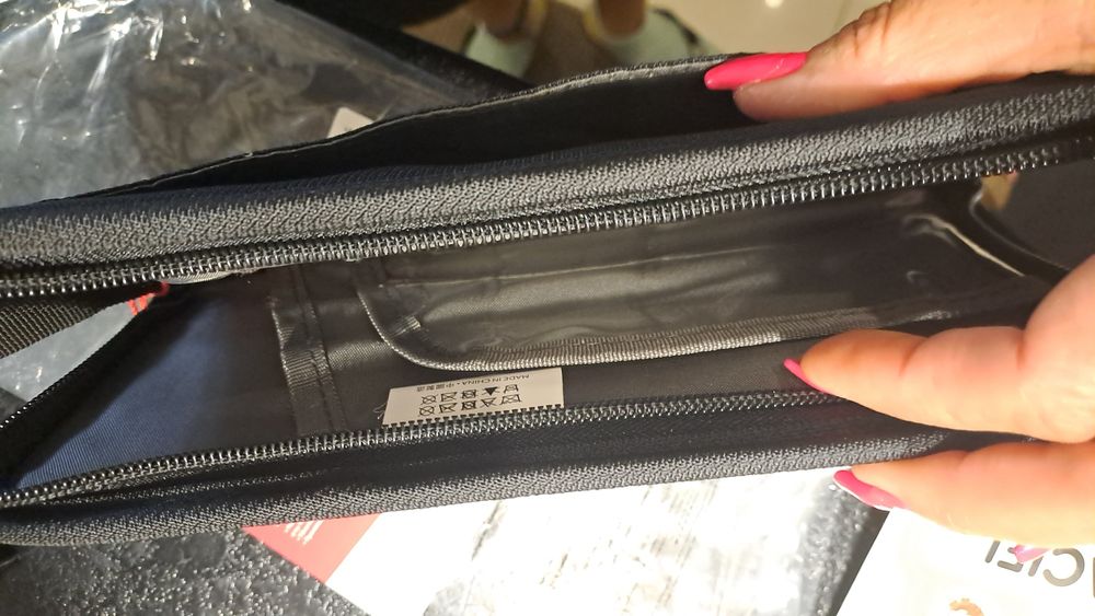 Etui na dokumenty paszporty samolot nowe