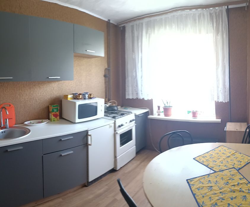 2поверх, газ, бойлер Червоної Калини 37 APPOLO Погодинно+ Подобово  2+