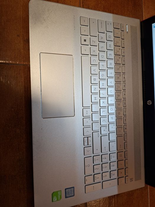 Portátil HP 15-cc intel i7 c/ Nvidia 940MX