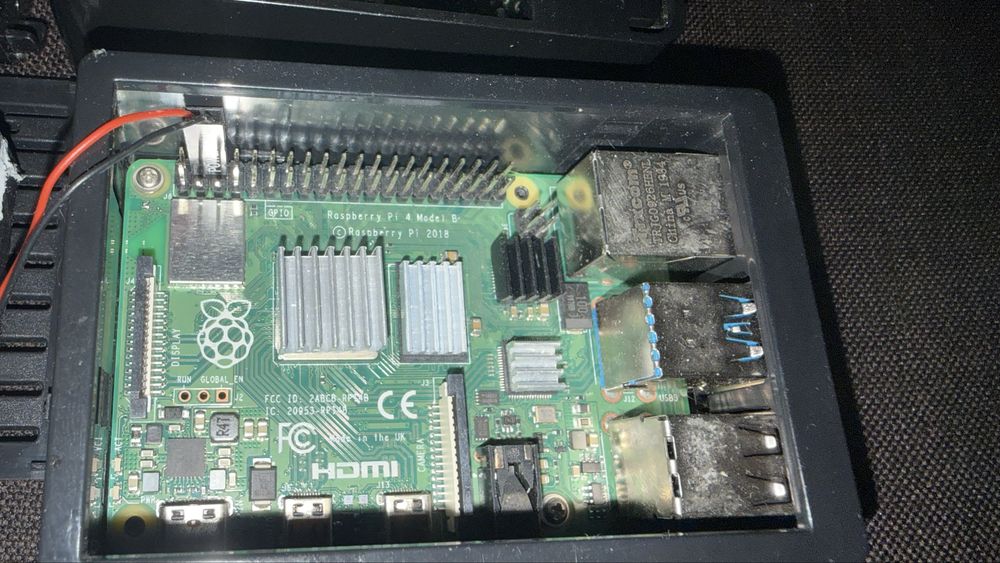 2 x Raspberry pi 4