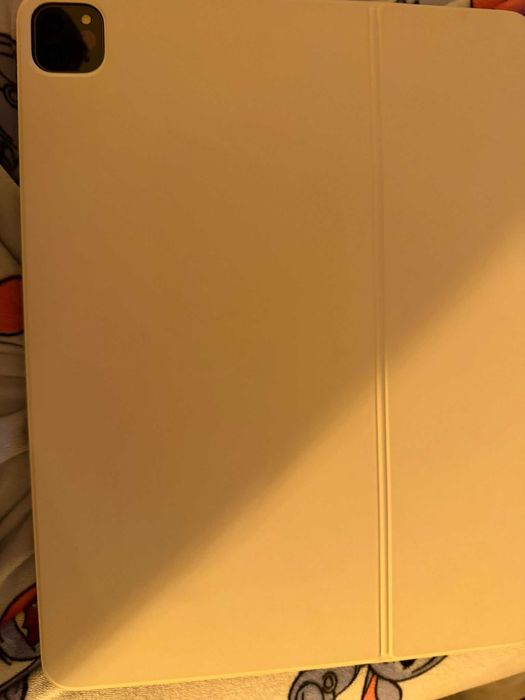 iPad Pro 12.9 5a geração 256GB, cinza escuro com Apple Magic Keyboard