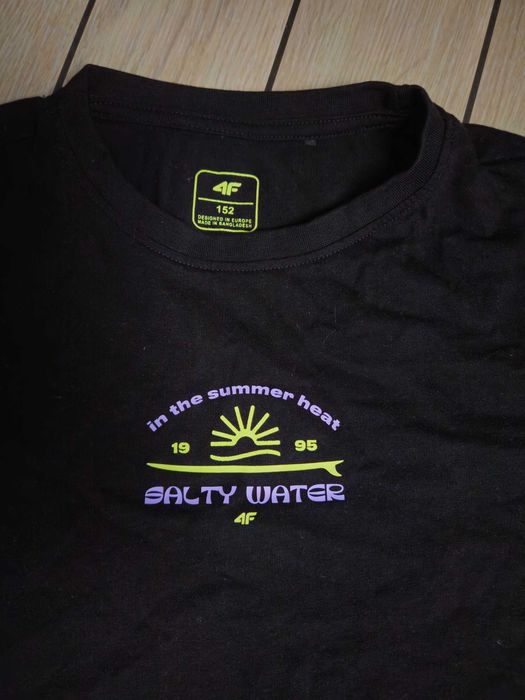 T- shirt 4F Koszulka czarna roz. 152