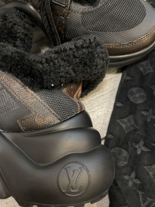 Buty ocieplane LV  36 rozmiar .