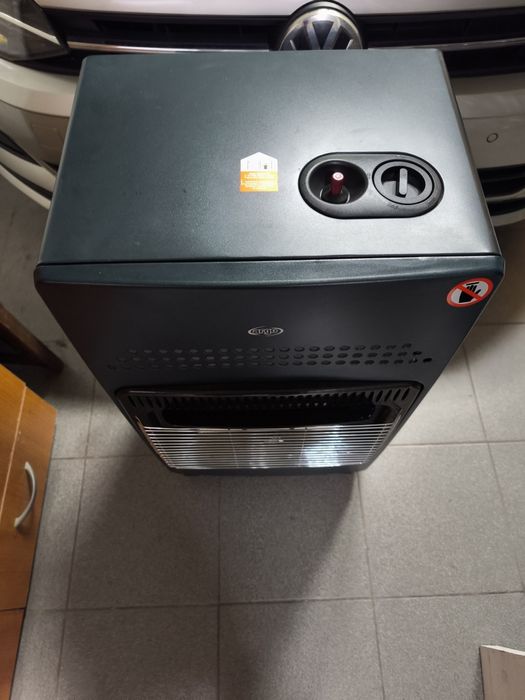 Aquecedor a gás marca Argo