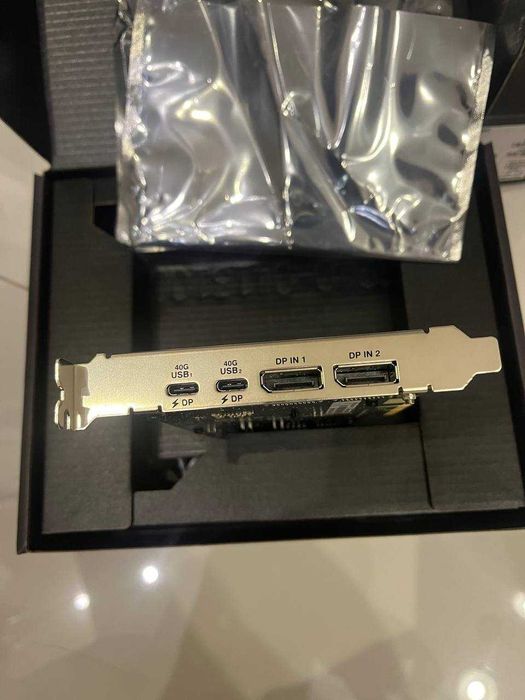 ASUS USB4 PCIe Gen4 Card (90MC0CE0-M0EAY0)