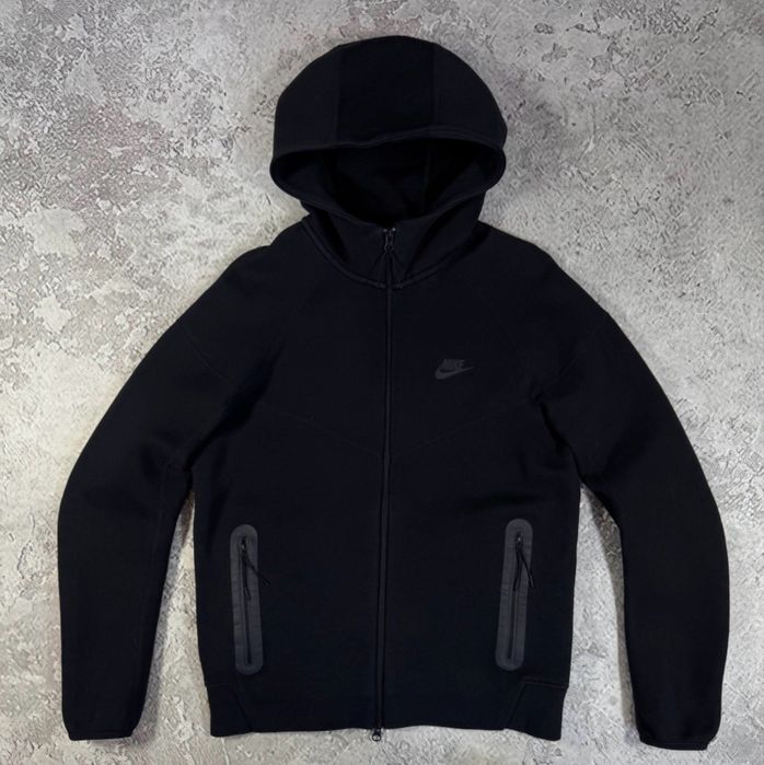 nike tech fleece M розмір