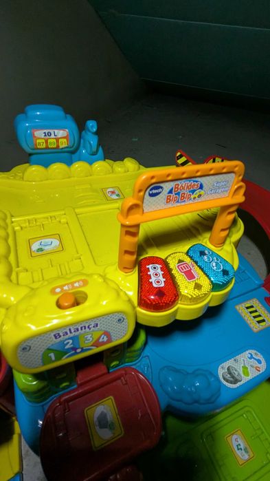 Pista de Carros Bólides Bip Bip Super garagem, da Concentra