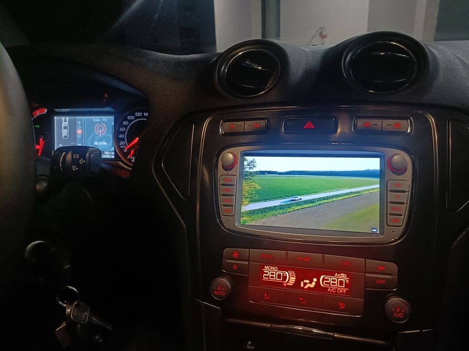 Radio mondeo MK4 focus Kuga s max android dotykowe montaz na miejscu