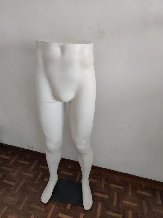 Manequim pernas de homem com base