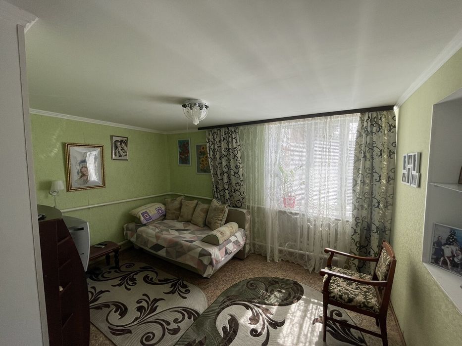 ЕКСКЛЮЗИВНИЙ продаж частини будинку в центрі з документами 33450 R003