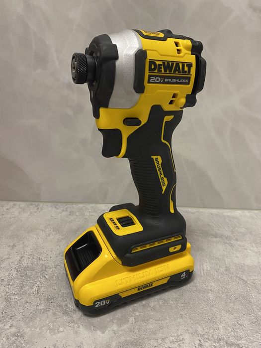 DeWALT DCF850 найкомпактніший Імпакт на 3-швидкості збірка для США