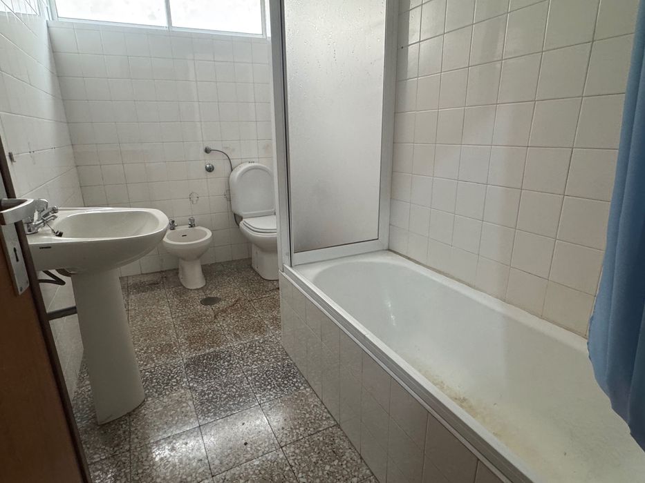 Arrenda-se T3 no centro da cidade de Barcelos!