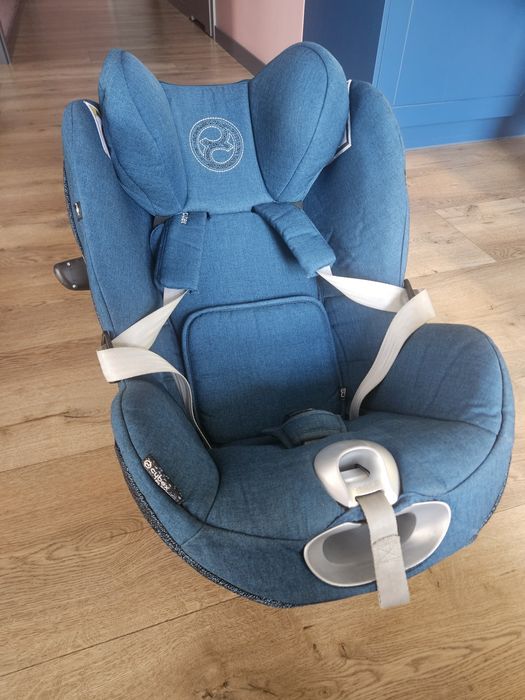 Fotelik samochodowy Cybex PLATINUM Sirona Z I-Size Plus