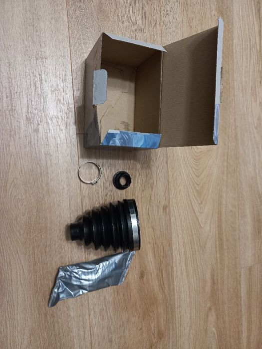 Osłona przegubu Toyota Avensis