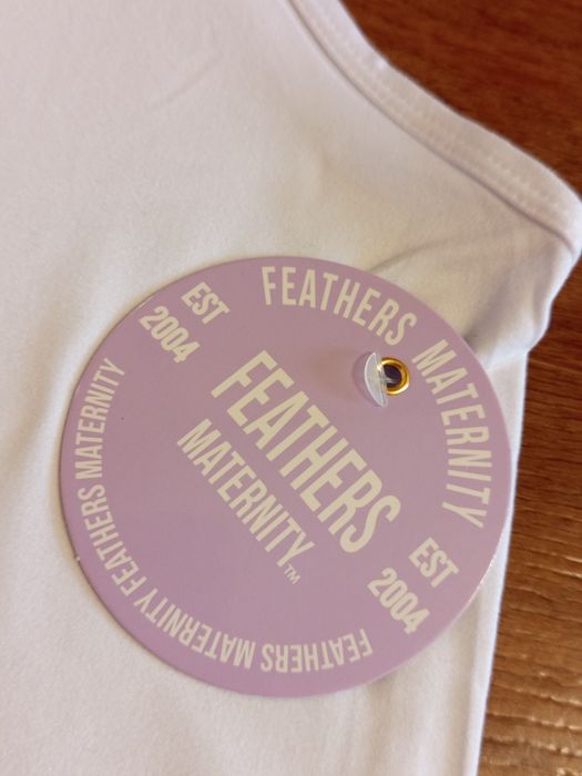 Женская белая майка Feathers Maternity .