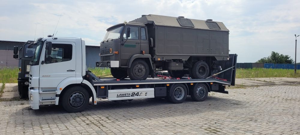 Transport Zwyżki Maszyn Budowlanych Rolniczych Wózków Pomoc Drogowa