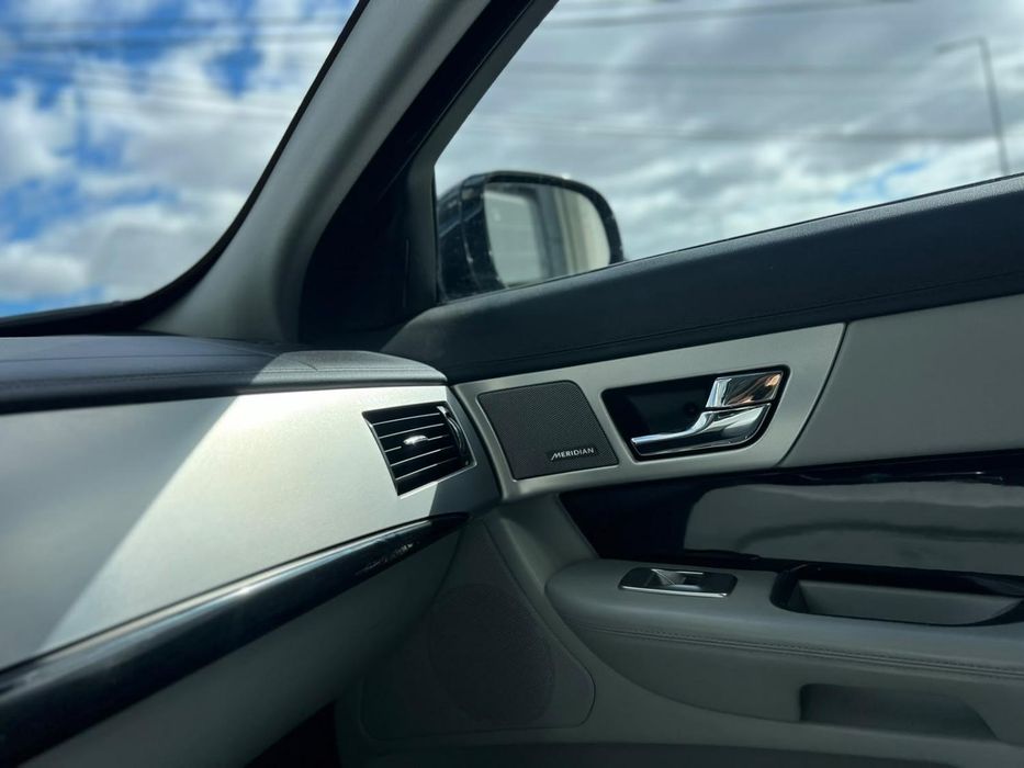 Jaguar XF Sportbrake 2.2 D Luxury