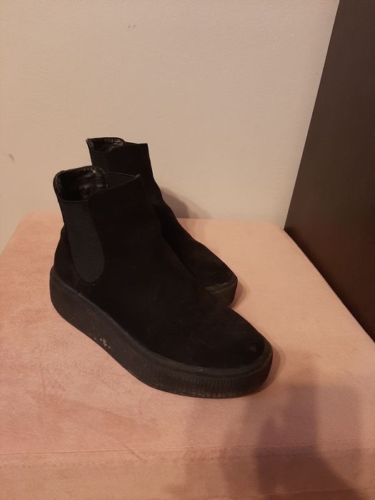 Buty reserved 33